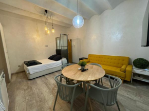 AMA MADRID Santa Ana